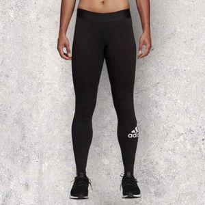 Adidas • Black Leggings • XS